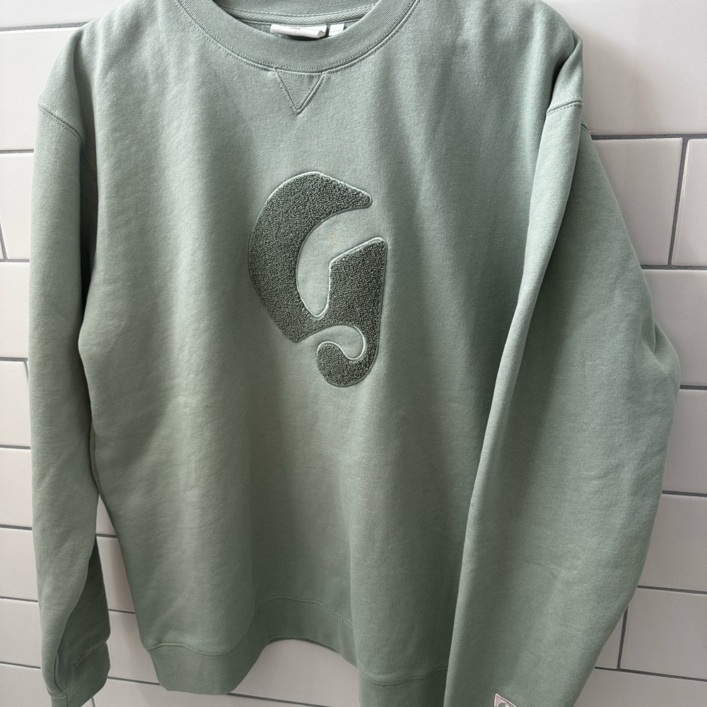 Limited edition Glossier Boston crewneck sweatshirt. No longer available! New!